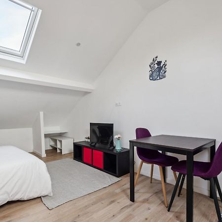 Budget Appart Avec Parking Au Centre-Ville Charleville-Mézières Exteriér fotografie